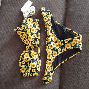 NWT sunflower bikini